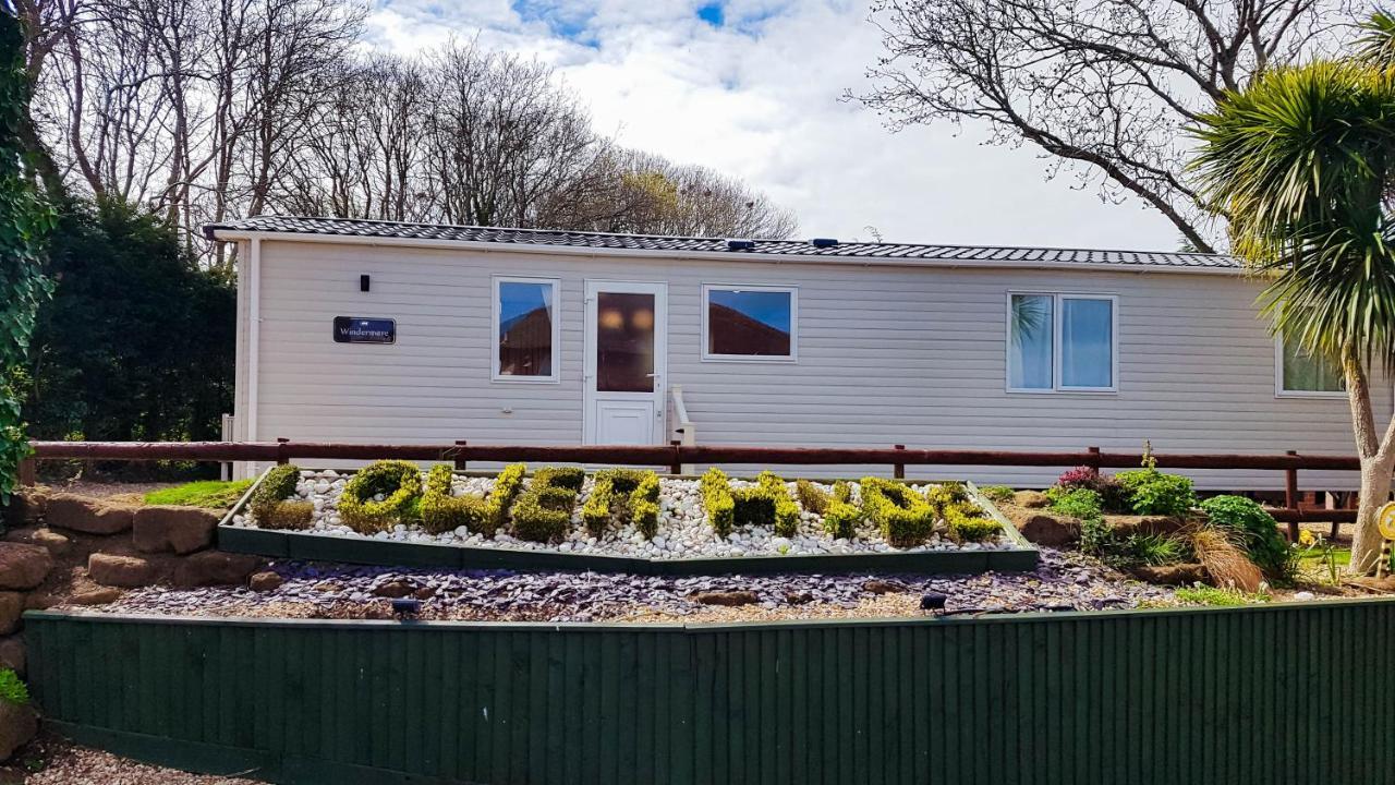 3 Bedroom Caravan With On-Site Pool, Island View 6 Shanklin Eksteriør billede
